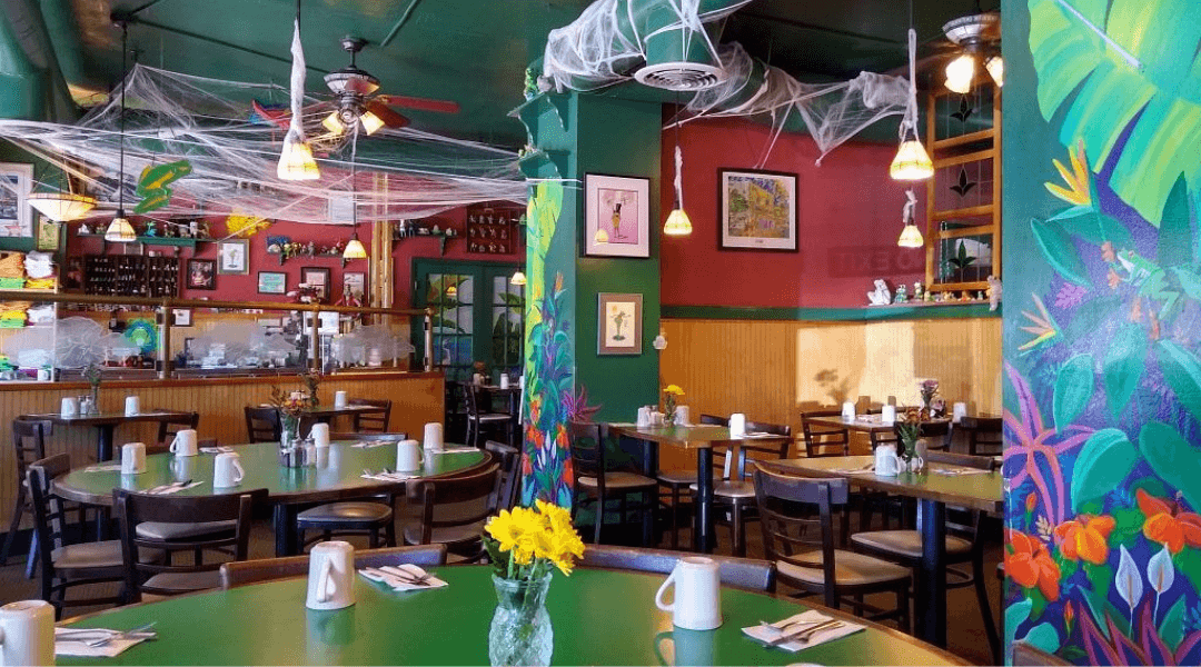Interior dining room at The Frog Pond near Treasure Island
