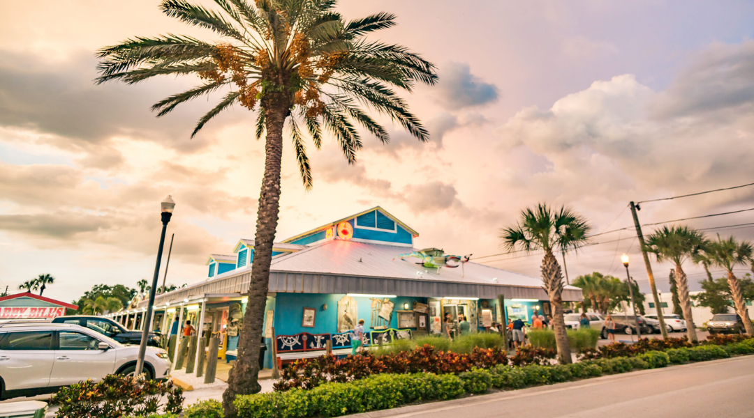 Exterior of The Original Crabby Bill's near Indian Shores