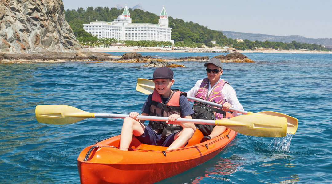 Family kayaking during a Gulf Coast nature outing