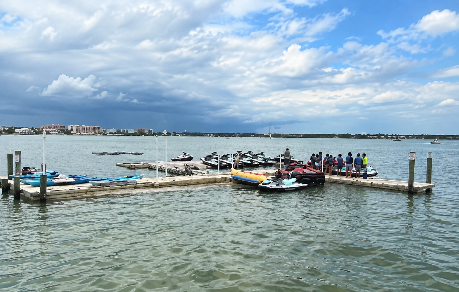 John’s Pass Dolphin Cruises and Boat Rentals: What to Know Before Booking